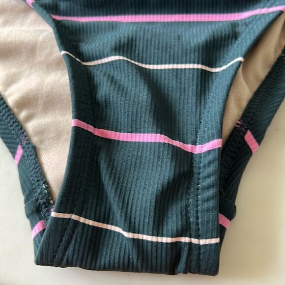 Kona Sol gray and pink stripe one piece bathing suit size SMALL NEW - Picture 5 of 9
